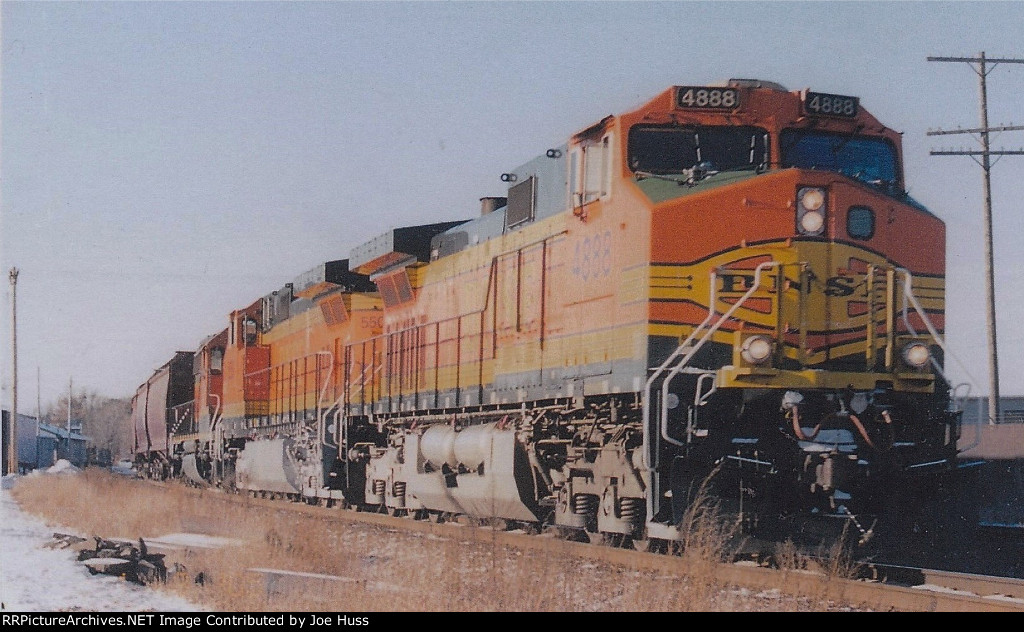 BNSF 4888 East